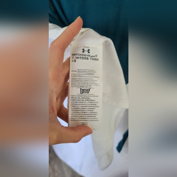 Under Armour Womens Tech ½ Zip Long Sleeve Pullover - Half Zip - Picture 6 of 8